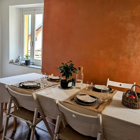 The Sunflower Of Semesterbostad Pognana Lario