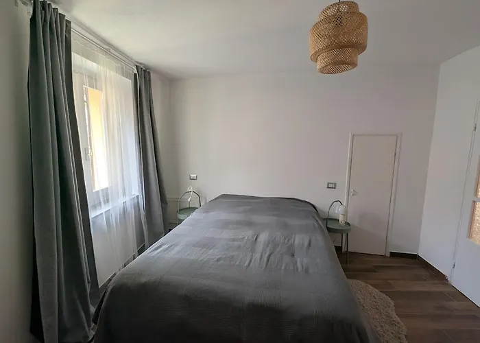 The Sunflower Of Ferienhaus Pognana Lario